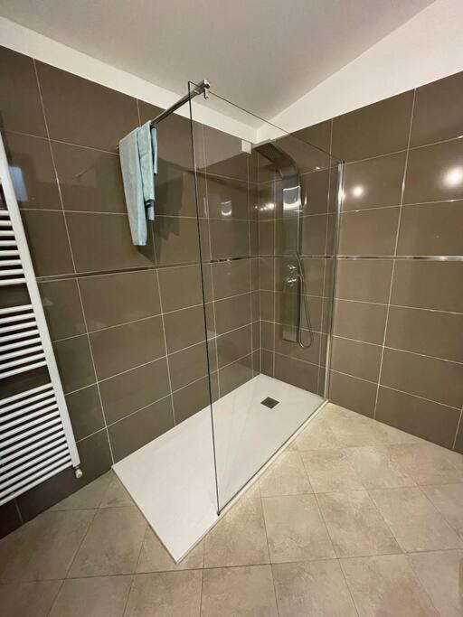 דירות ריבה דל גארדה Elia Loft מראה חיצוני תמונה