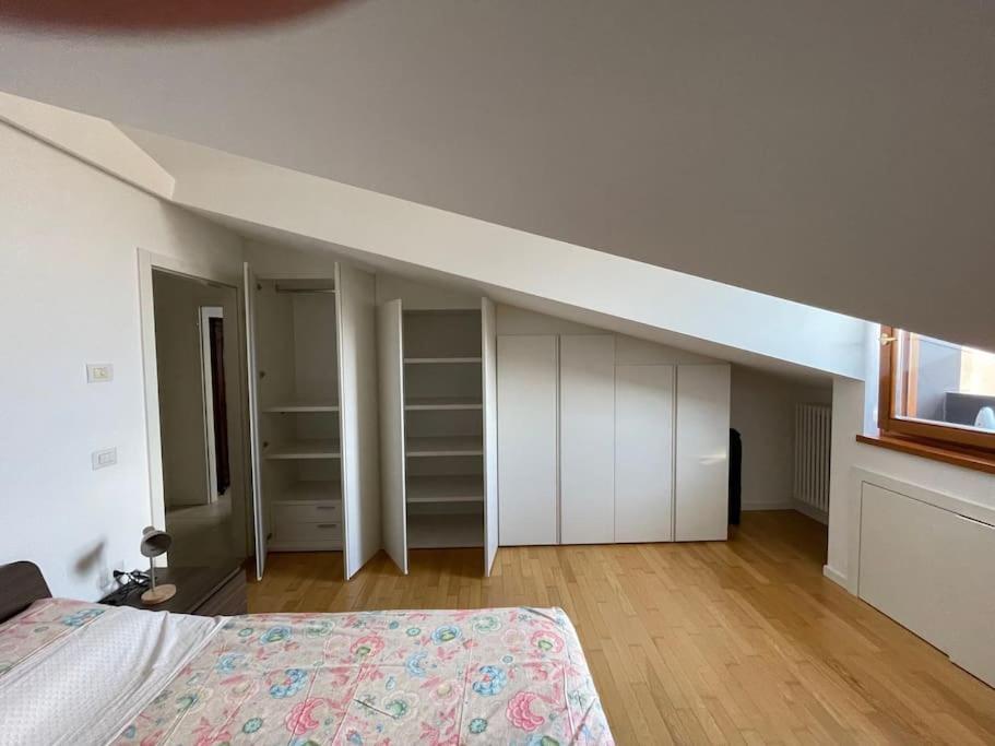 דירות ריבה דל גארדה Elia Loft מראה חיצוני תמונה