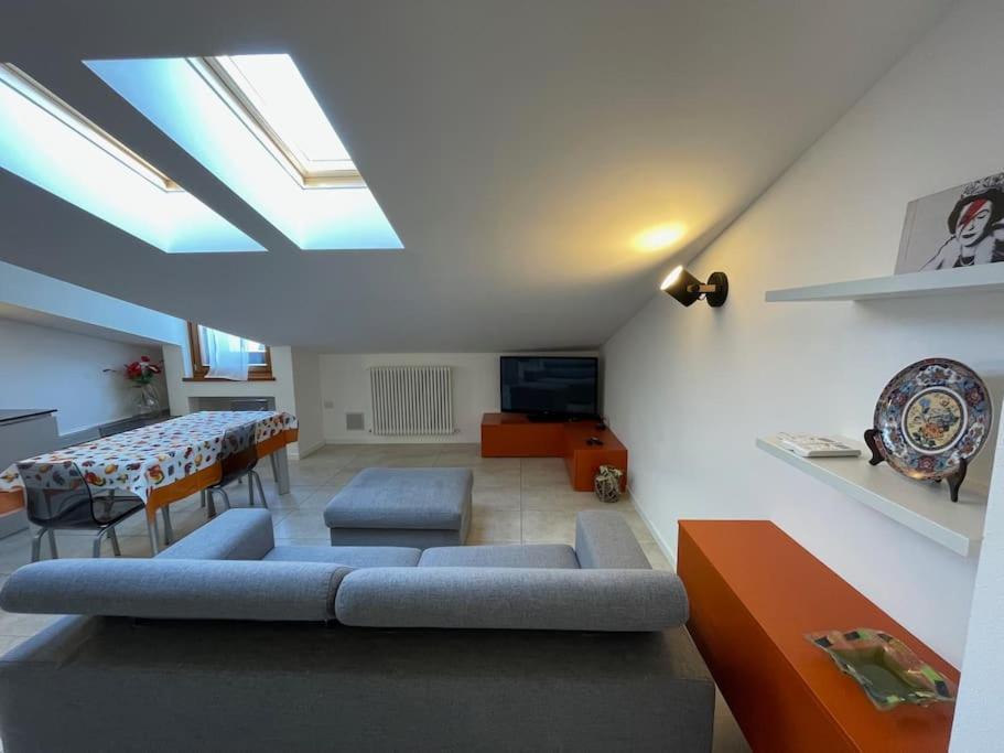 דירות ריבה דל גארדה Elia Loft מראה חיצוני תמונה